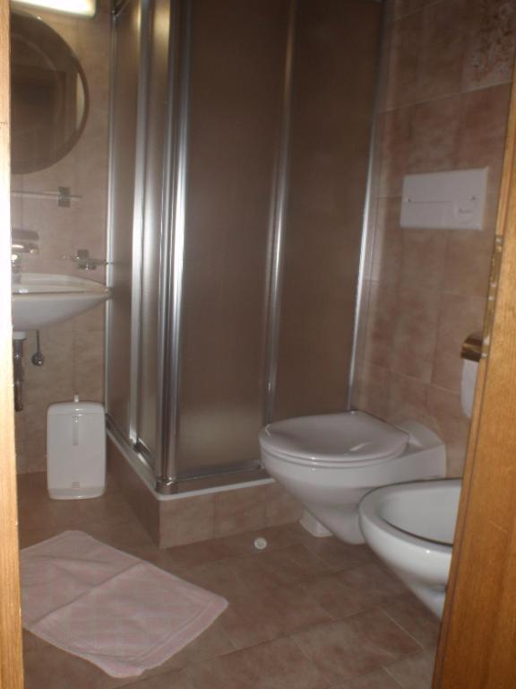 Hotel Silvesterhof Dobbiaco Chambre photo